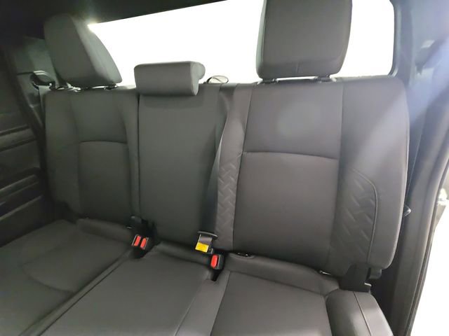Used 2025 Toyota Tacoma SR5 AWD/4WD image 13