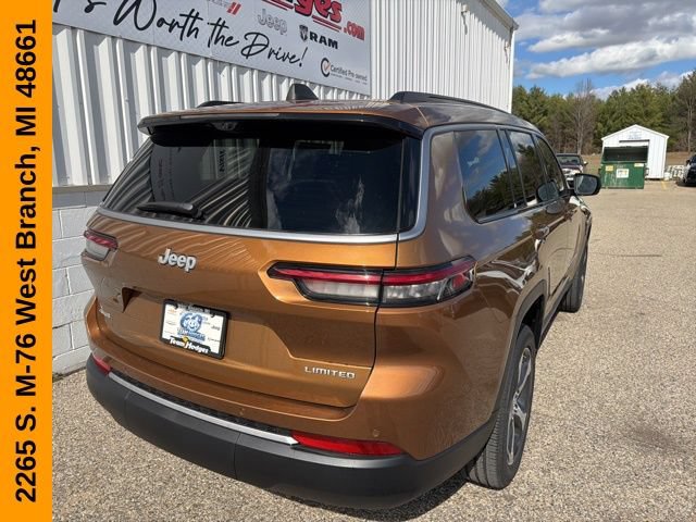 New 2026 Jeep Grand Cherokee L Limited w/ Luxury Tech Group II AWD/4WD image 9