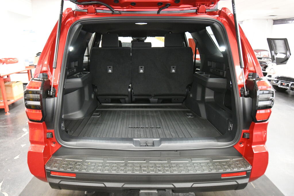 Used 2026 Toyota 4Runner SR5 image 22