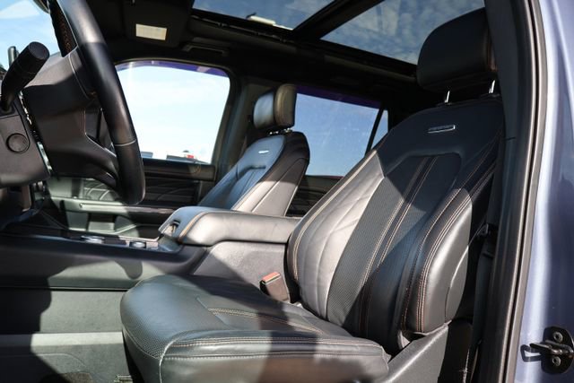 Used 2022 Ford Expedition Max Platinum AWD/4WD image 12