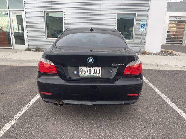 Used 2009 BMW 528i xDrive Sedan image 5