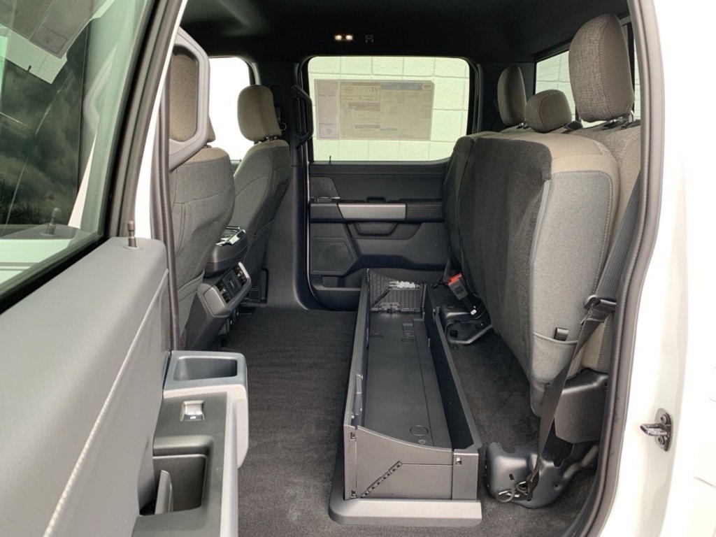 New 2025 Ford F150 XLT w/ Equipment Group 302A MID image 18