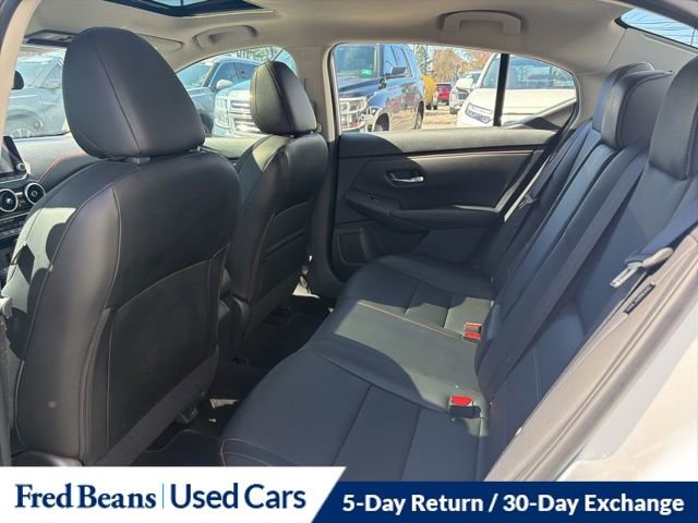 Used 2023 Nissan Sentra SR w/ SR Premium Package image 12