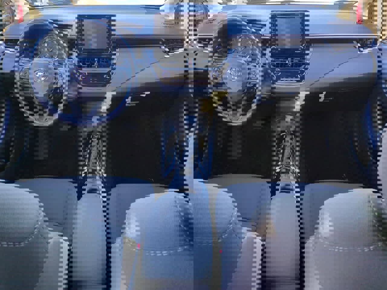 Used 2022 Toyota Corolla LE image 13