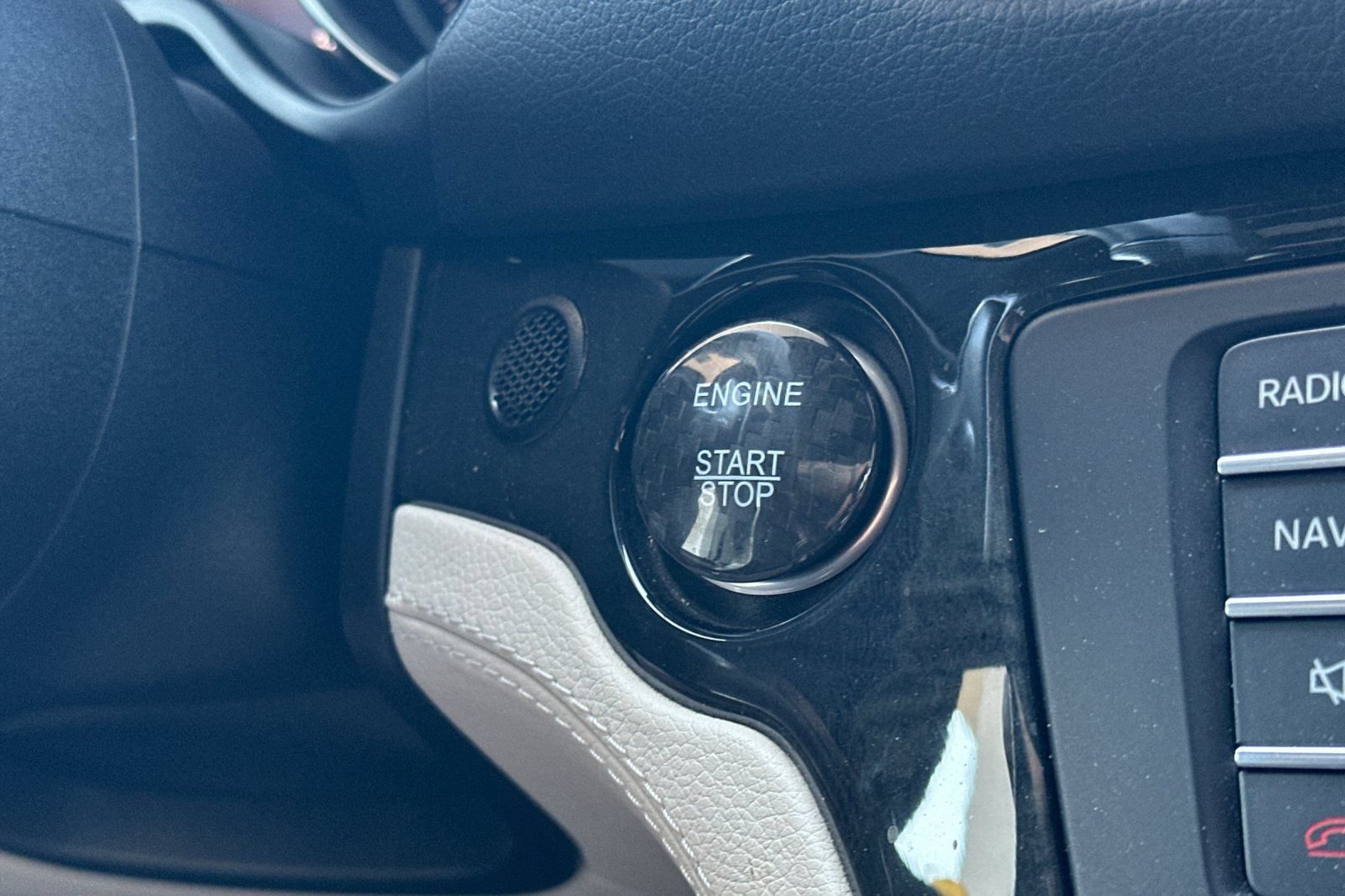Used 2017 Mercedes-Benz SL 450 image 21
