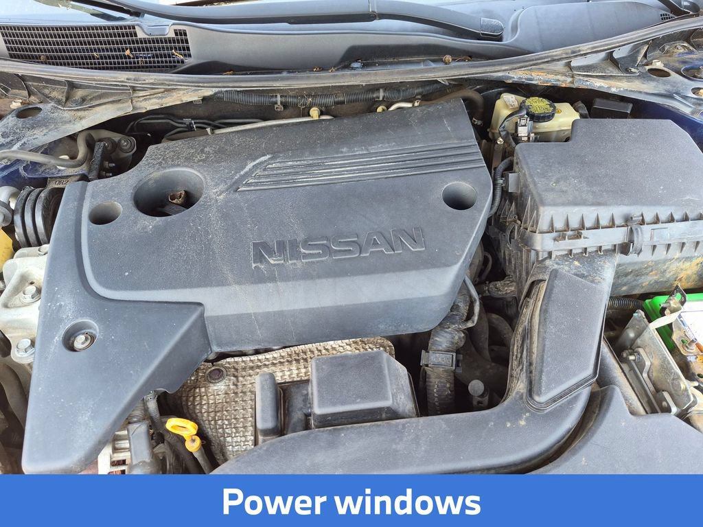 Used 2016 Nissan Altima 2.5 SR w/ LED Appearance Package FWD image 14