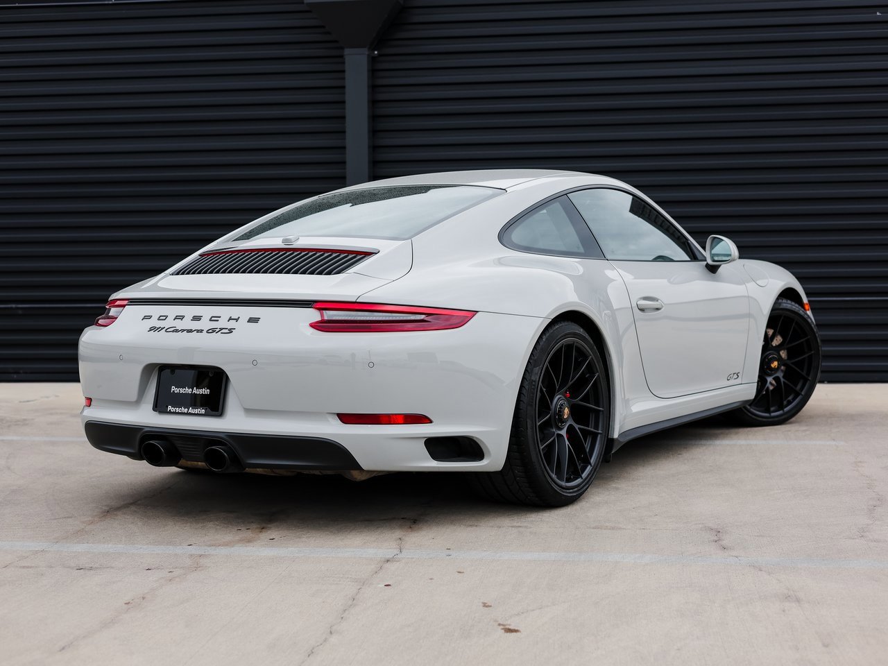 Certified 2018 Porsche 911 Carrera GTS image 7