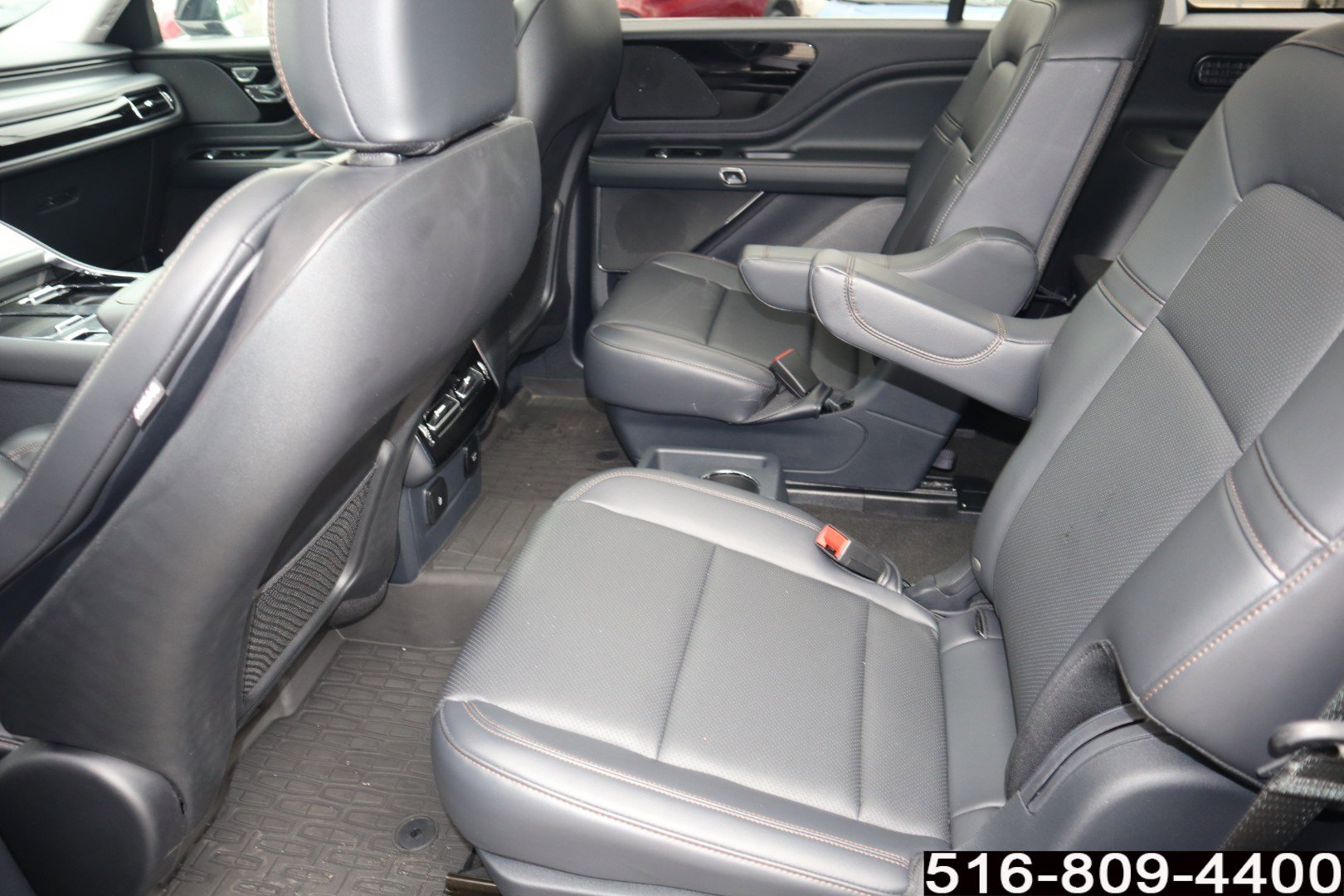 Used 2025 Lincoln Aviator AWD image 22
