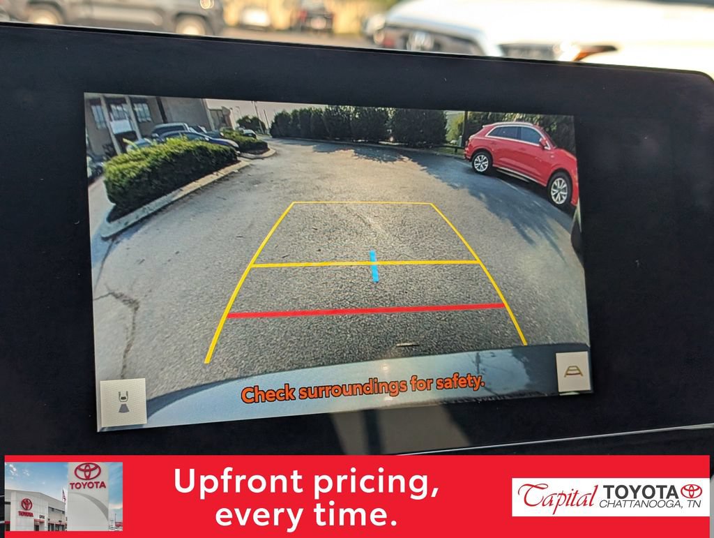 Used 2024 Toyota Venza XLE AWD/4WD image 23
