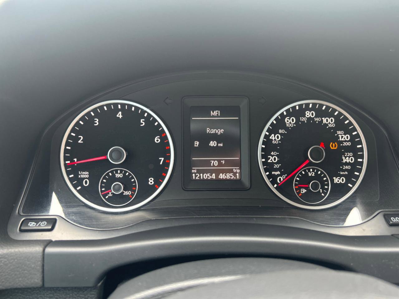 Used 2016 Volkswagen Tiguan S image 14