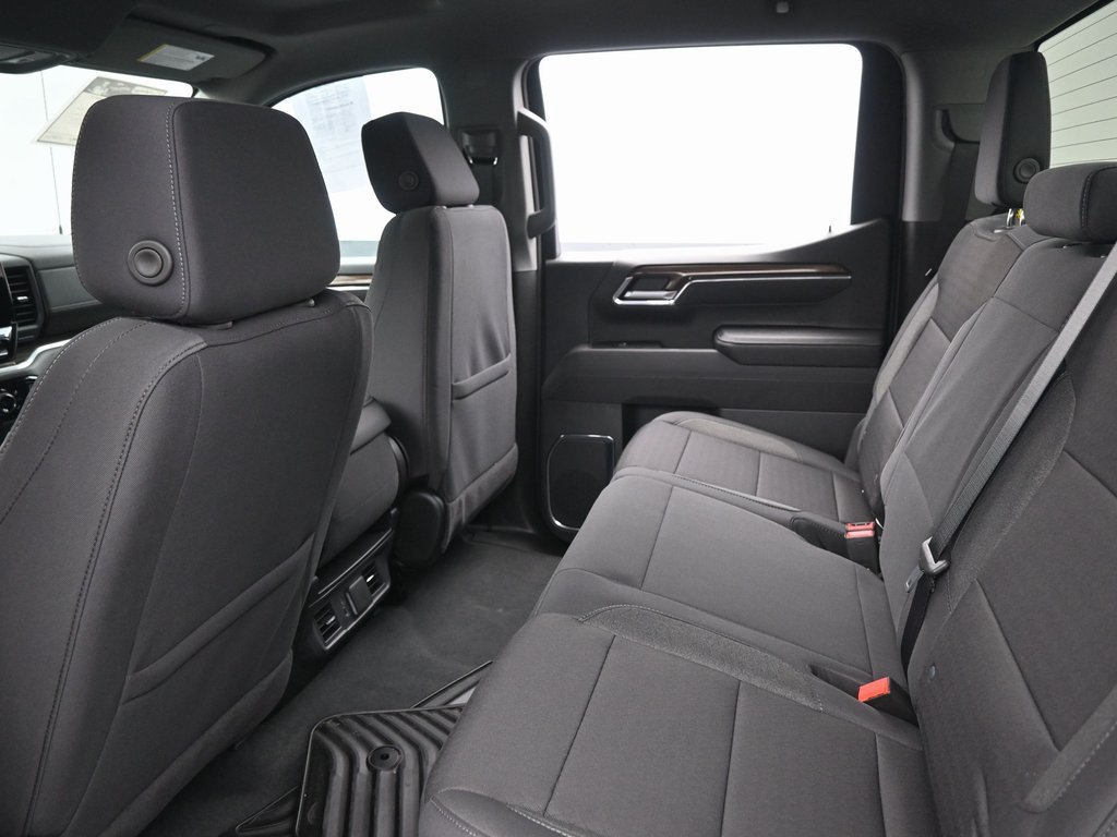 Used 2025 Chevrolet Silverado 1500 LT AWD/4WD image 28