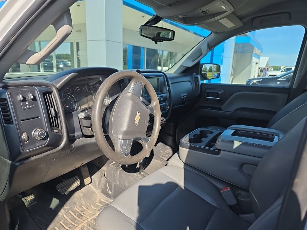 Used 2018 Chevrolet Silverado 2500 W/T AWD/4WD image 10