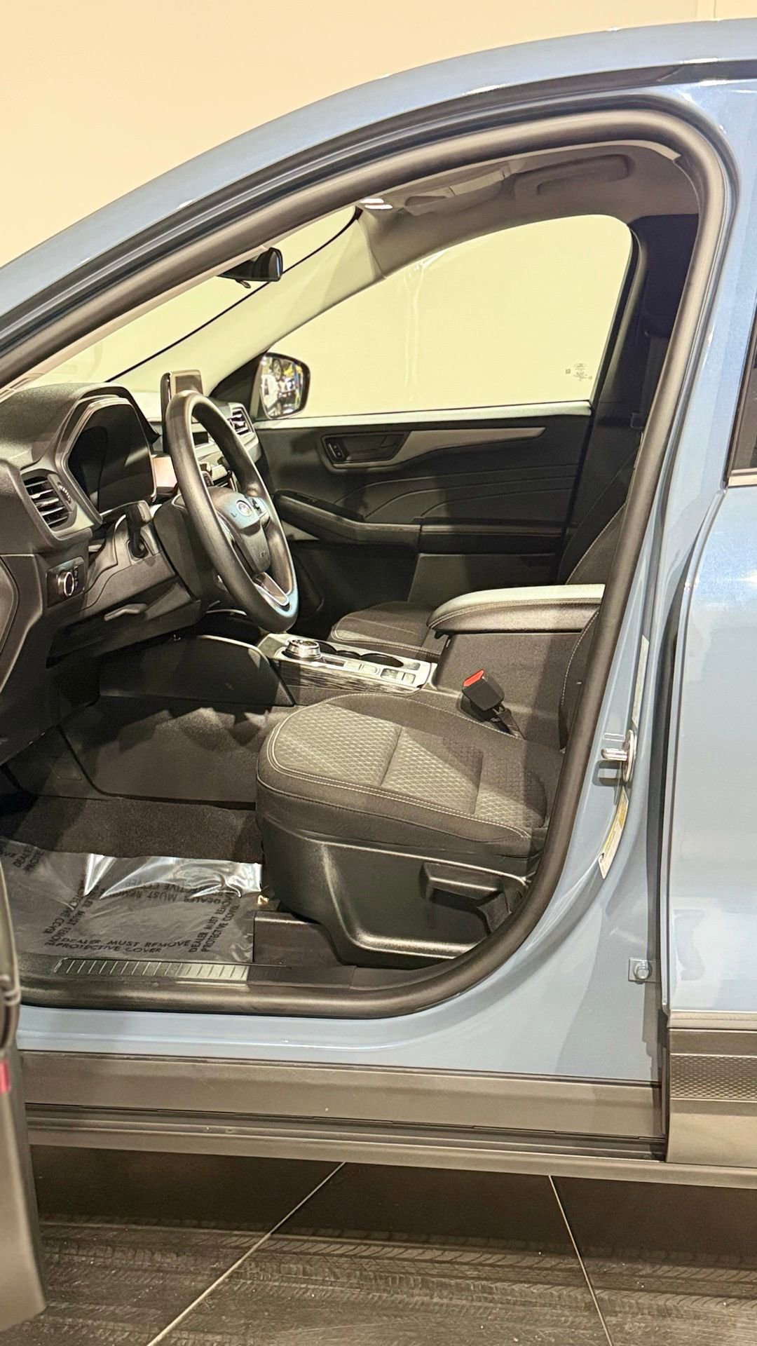 Used 2025 Ford Escape Active image 33