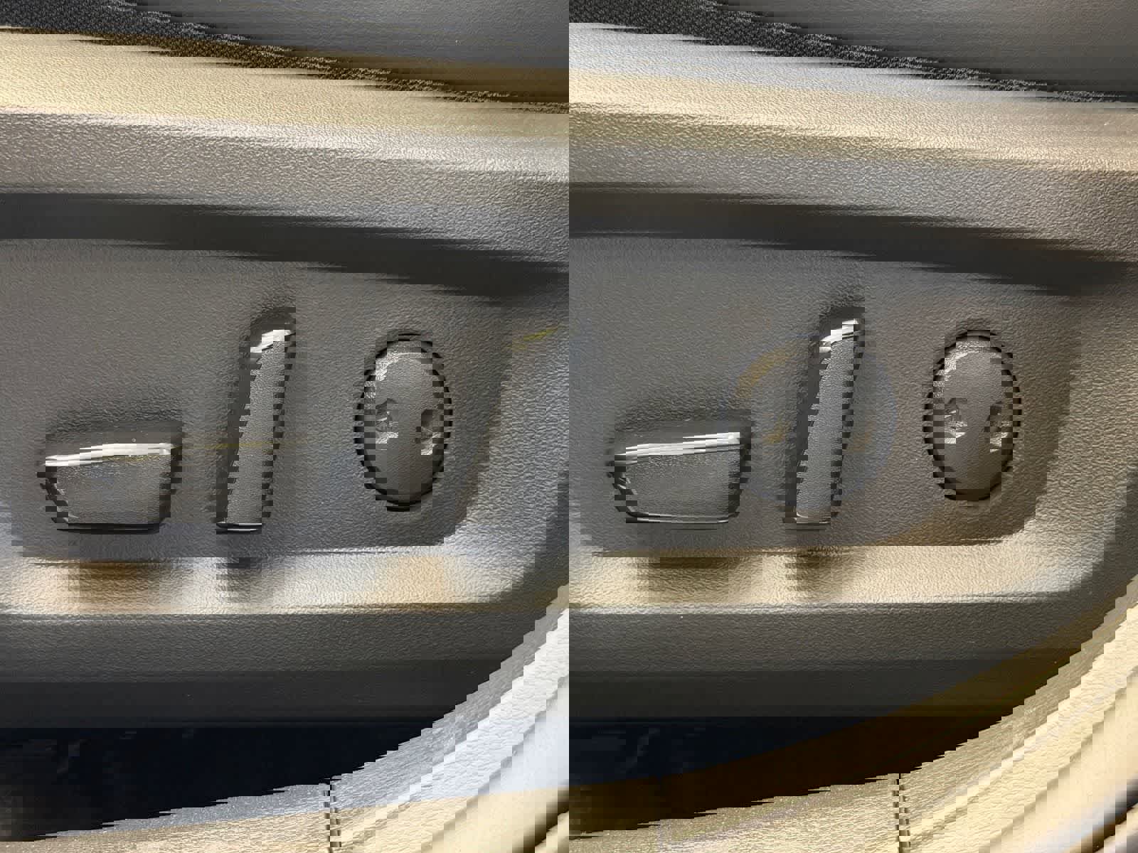 New 2026 Nissan Rogue SL image 15