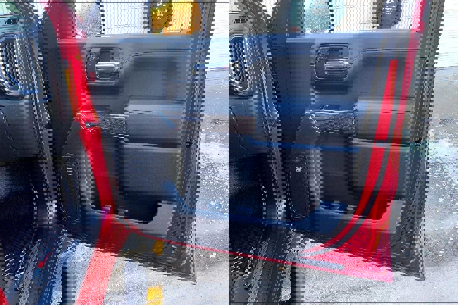 Used 2022 Chevrolet Silverado 1500 LT Trail Boss w/ Convenience Package II image 25