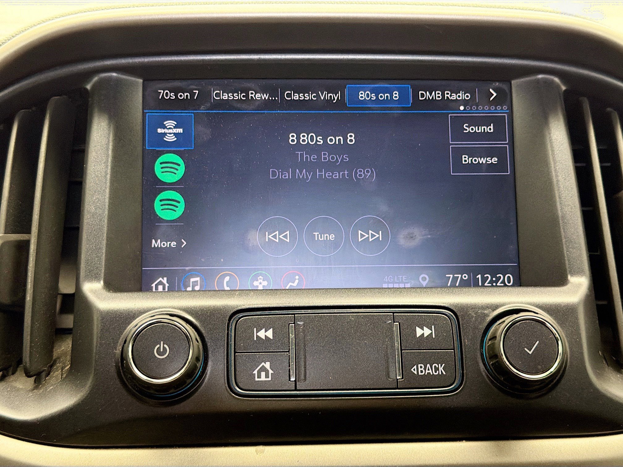 Used 2019 Chevrolet Colorado Z71 image 9