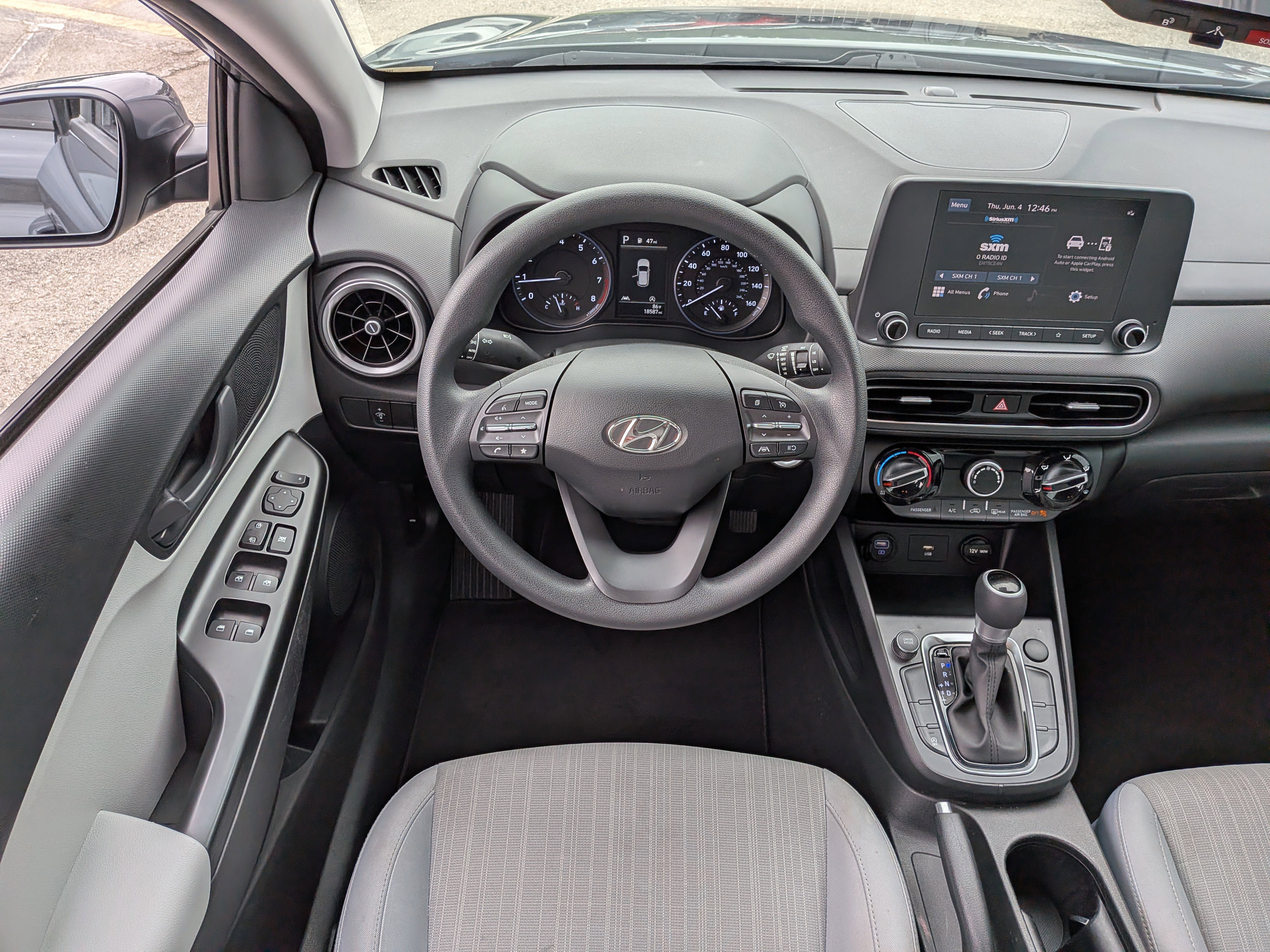 Used 2023 Hyundai Kona SEL FWD image 19