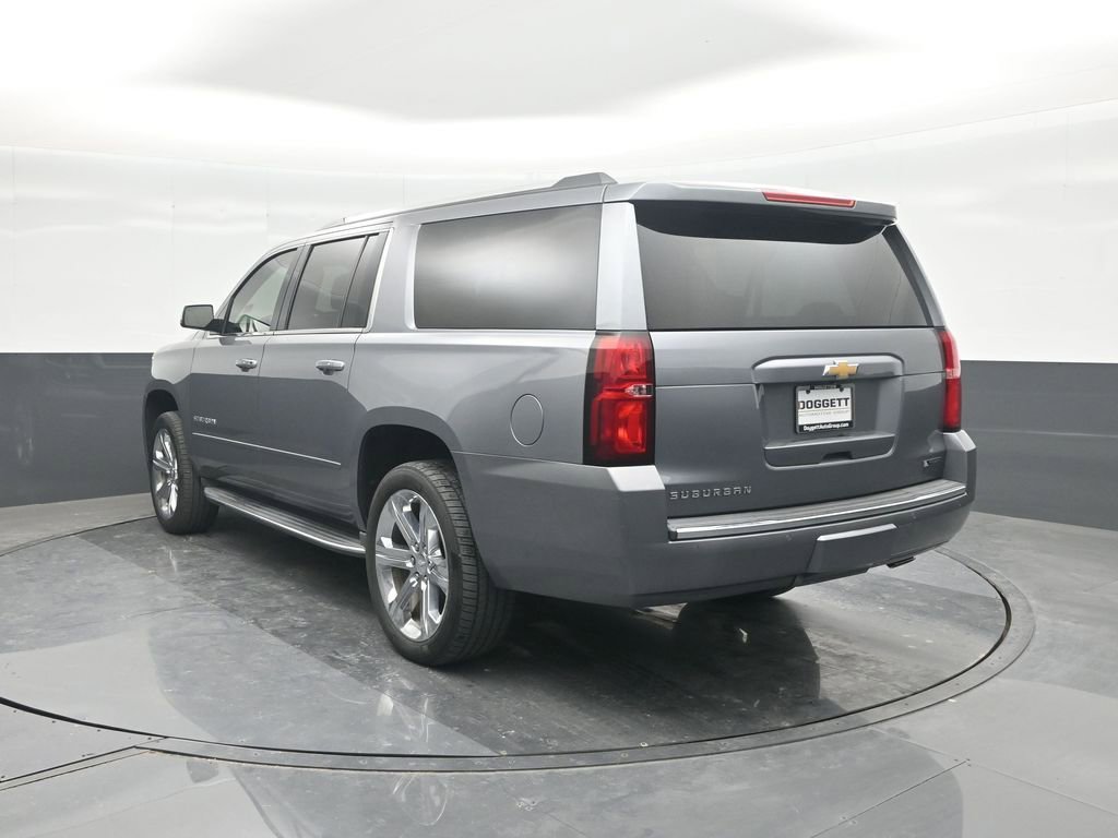 Used 2018 Chevrolet Suburban Premier image 22