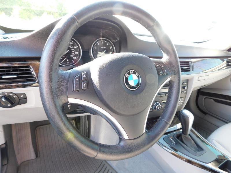 Used 2008 BMW 328i Coupe image 4