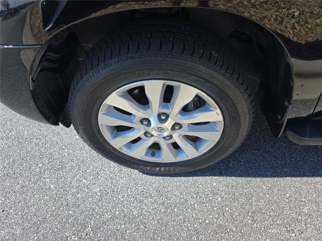 Used 2018 Toyota Sequoia Platinum RWD image 10
