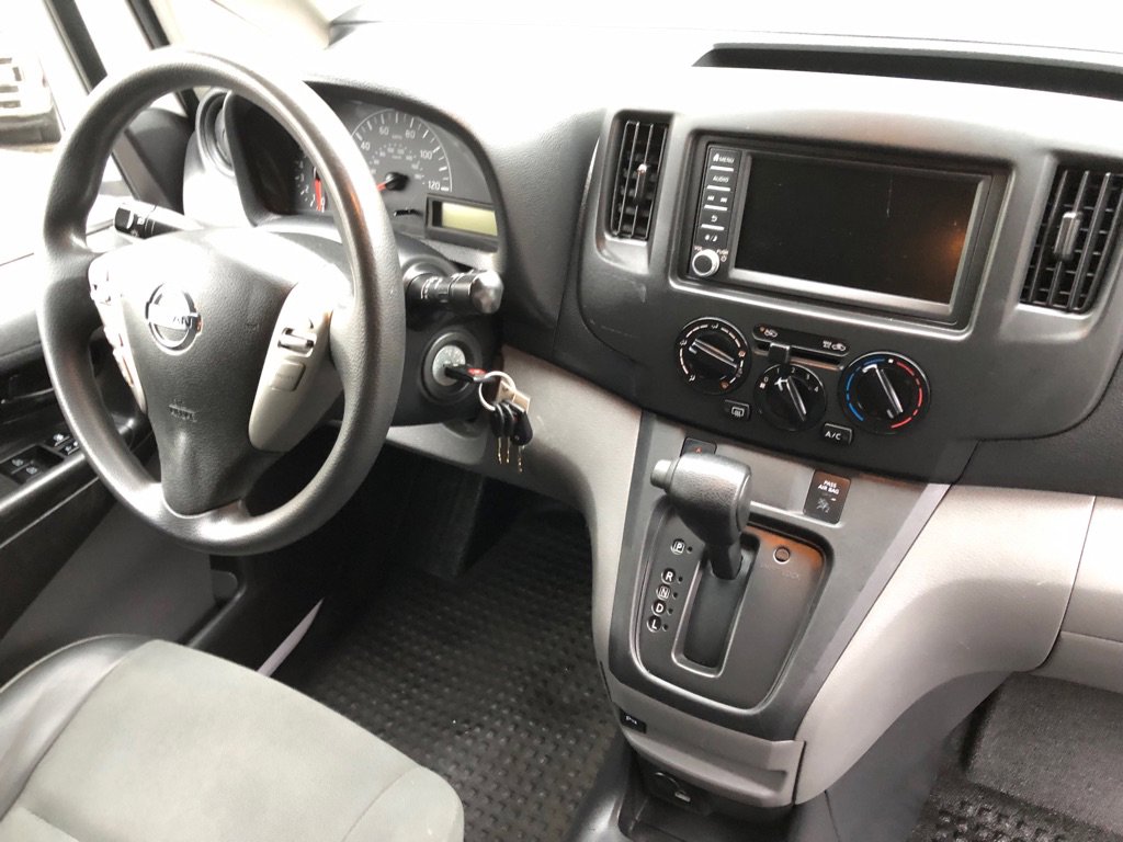Used 2020 Nissan NV200 SV w/ Back Door Glass Package image 25