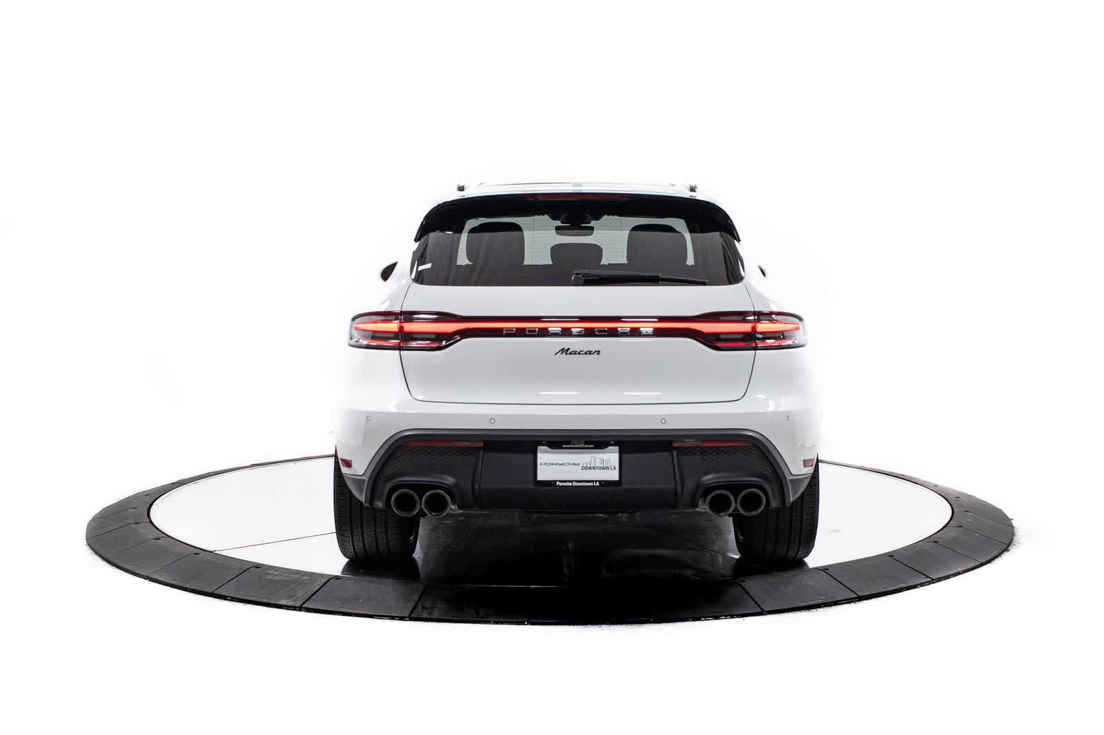 Certified 2026 Porsche Macan image 6