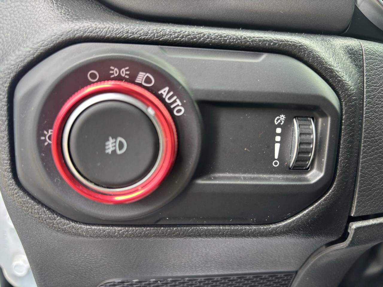 Used 2023 Jeep Wrangler Unlimited Sport AWD/4WD image 16