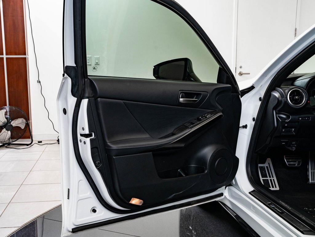 Certified 2022 Lexus IS 350 F Sport image 26