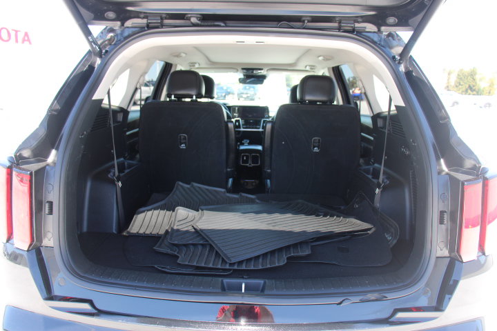 Used 2022 Kia Sorento SX FWD image 14