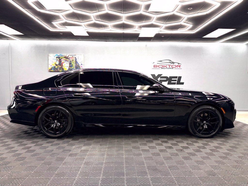 Used 2026 BMW 740i xDrive AWD/4WD image 17