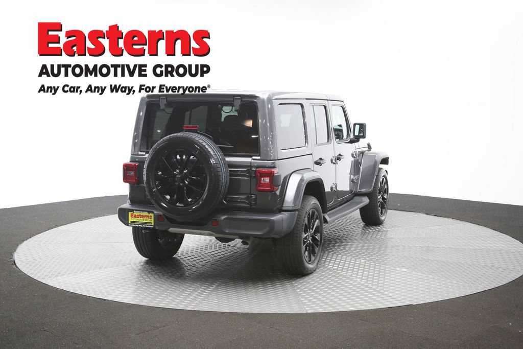 Used 2025 Jeep Wrangler Unlimited Sahara AWD/4WD image 35