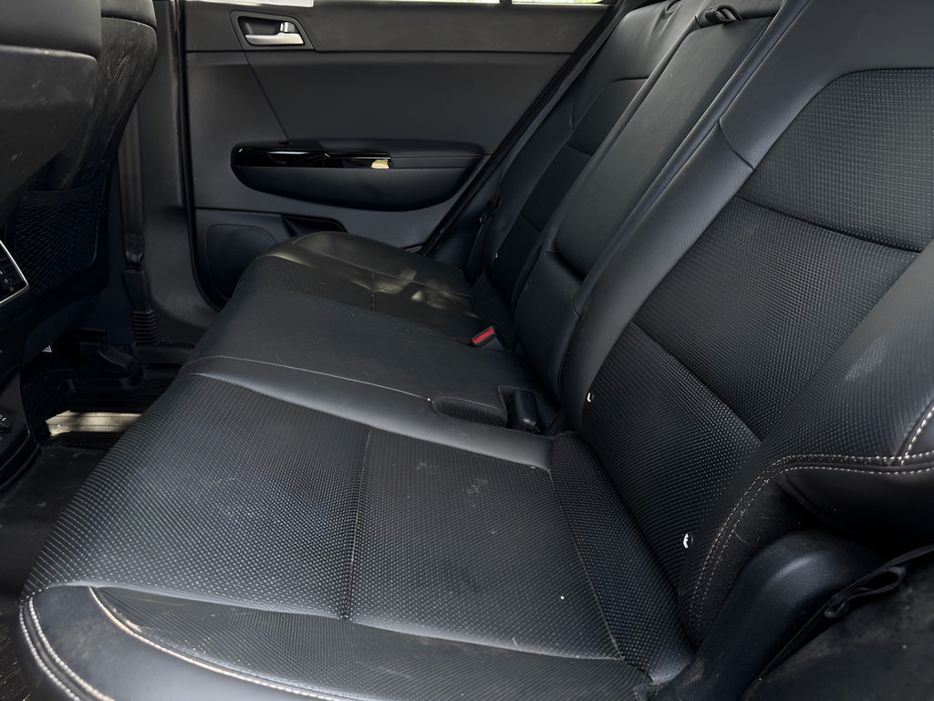 Used 2021 Kia Sportage S w/ S AWD Premium Package image 11