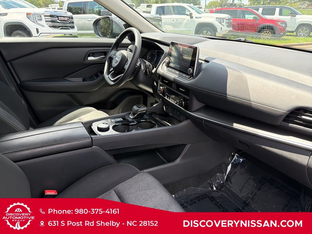 Certified 2024 Nissan Rogue SV AWD/4WD image 36