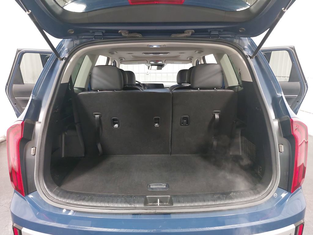 Used 2023 Kia Telluride S w/ S Sunroof Package image 13