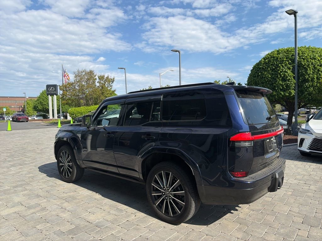Used 2024 Lexus GX 550 w/ Accessory Package (2T) image 21