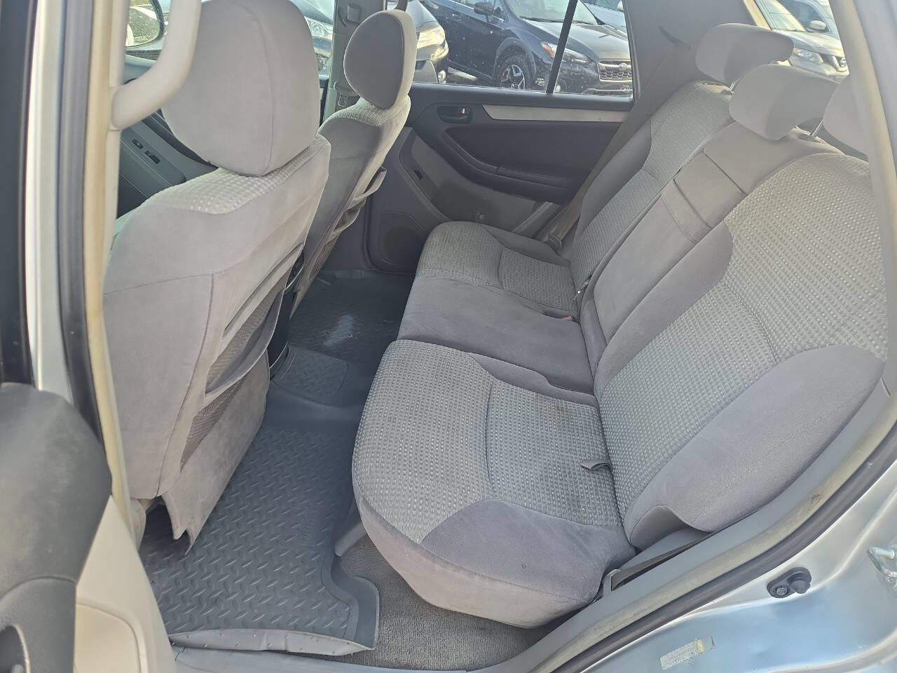 Used 2004 Toyota 4Runner Sport AWD/4WD image 17