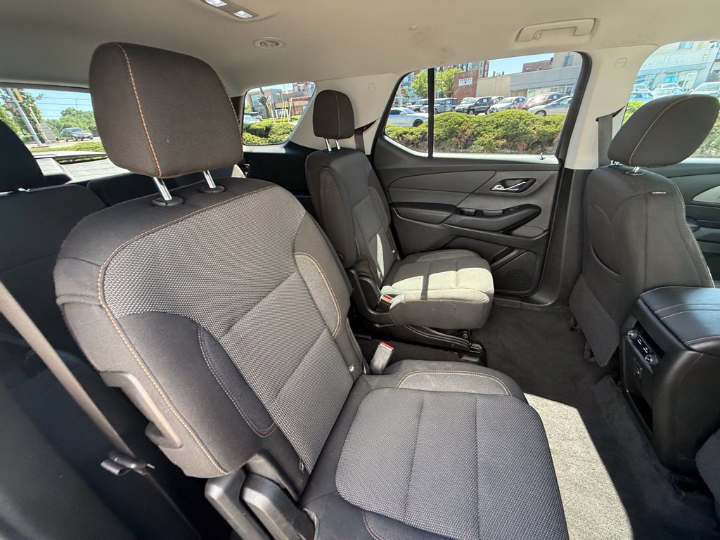 Used 2019 Chevrolet Traverse LT AWD/4WD image 34