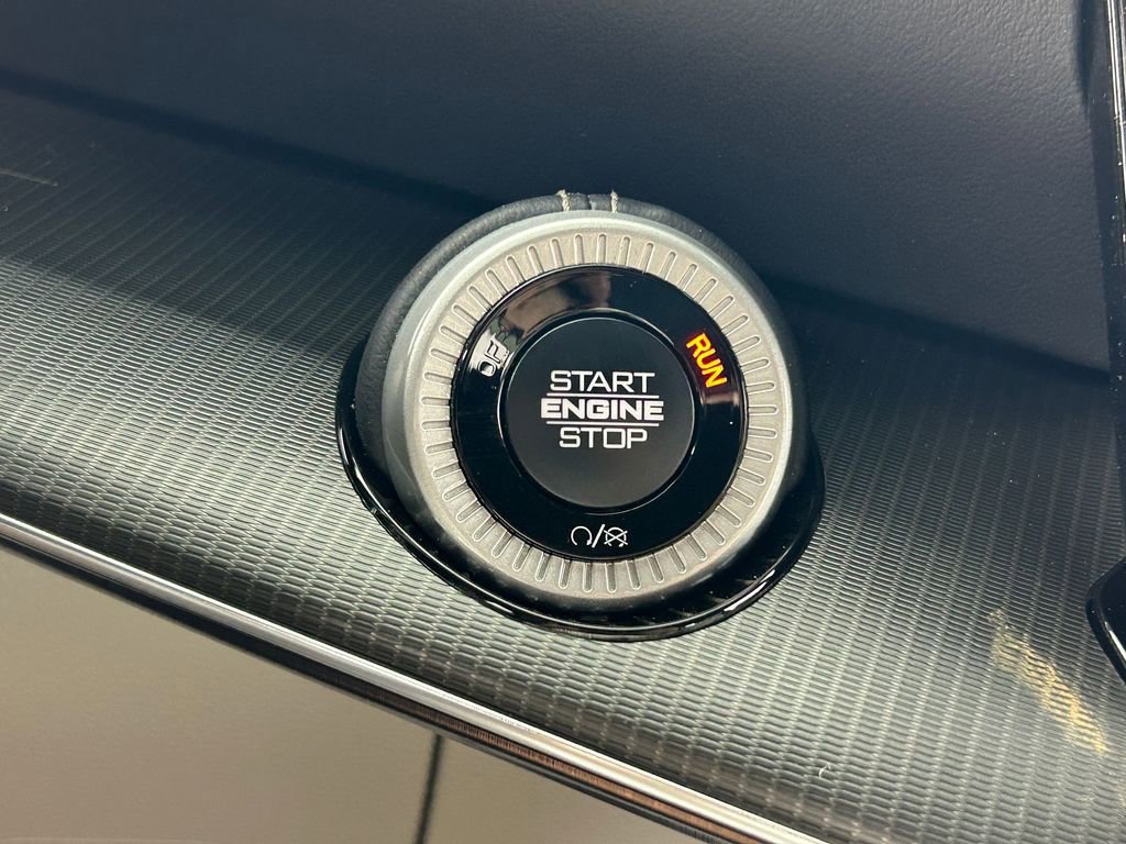 New 2026 Jeep Grand Wagoneer Summit image 27