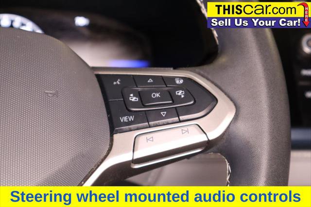 Used 2024 Volkswagen Taos SE FWD image 17