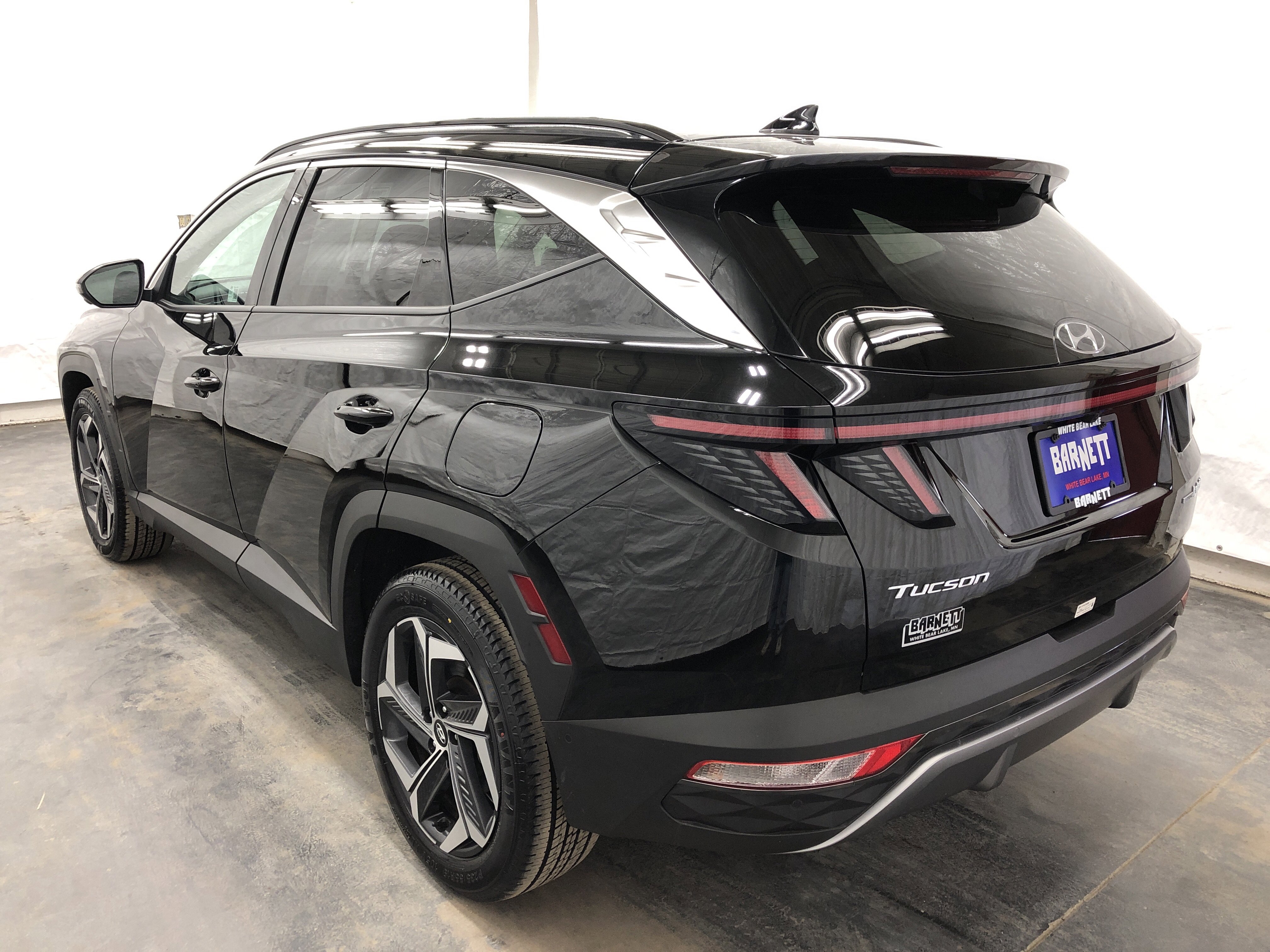 Used 2024 Hyundai Tucson Limited AWD/4WD image 4