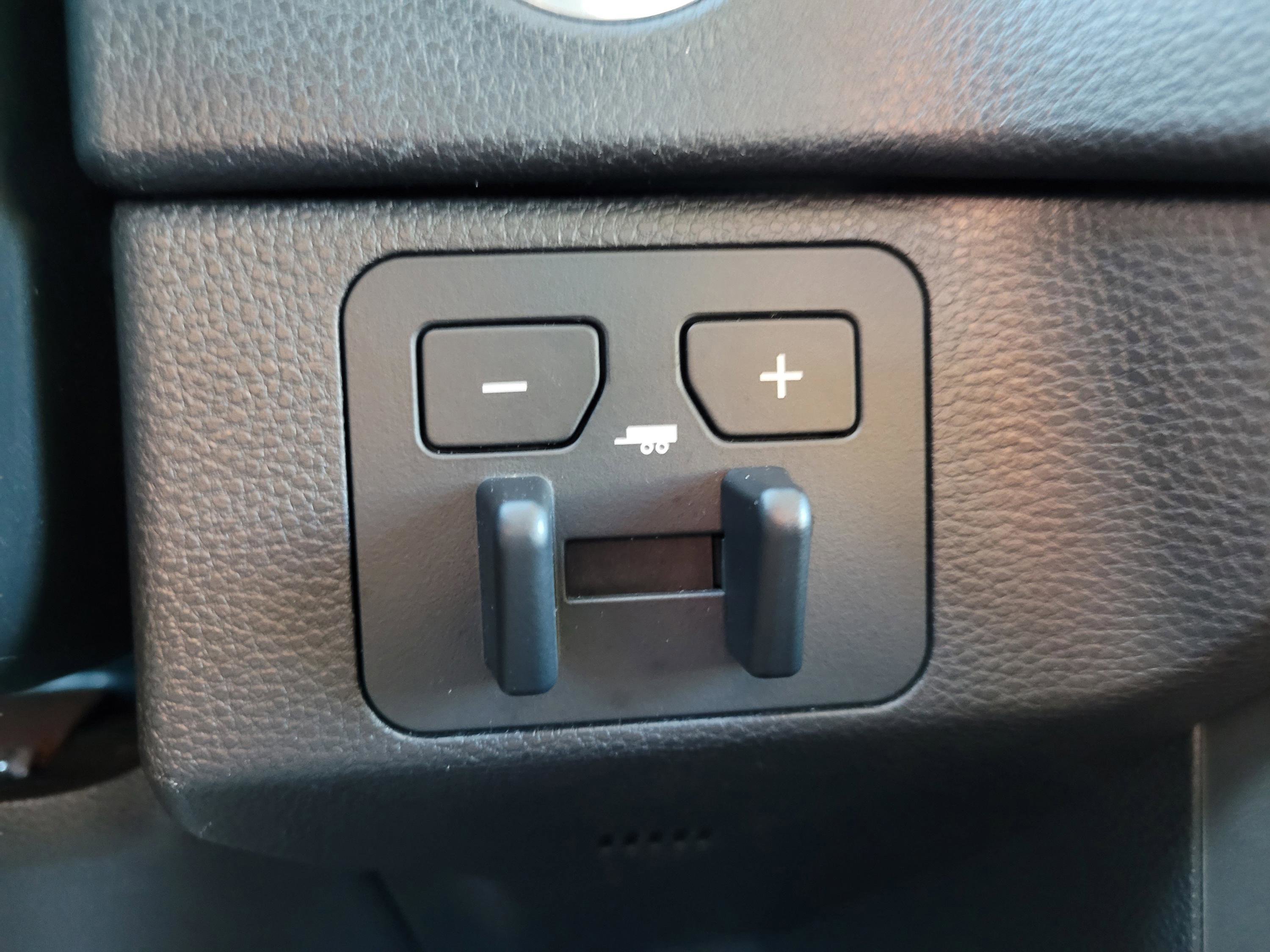 Used 2024 Toyota Tundra SR5 w/ SR5 Convenience Package image 25