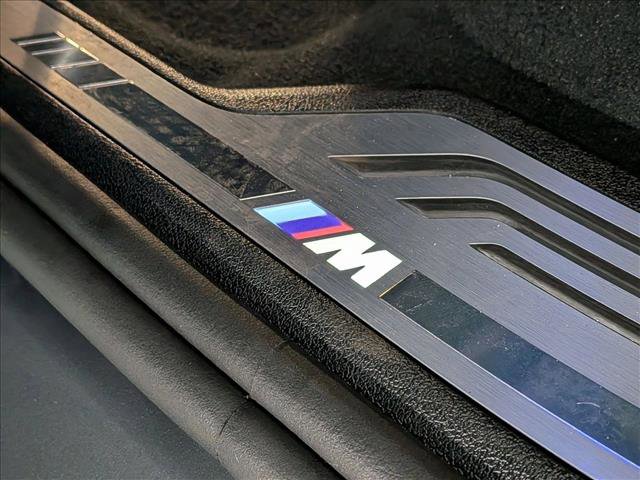New 2025 BMW X7 M60i w/ Climate Comfort Package image 30