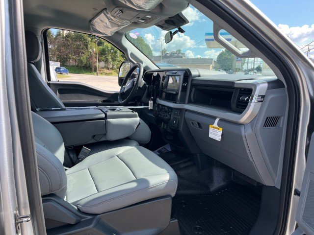 New 2027 Ford F450 XL w/ XL Chrome Package AWD/4WD image 16
