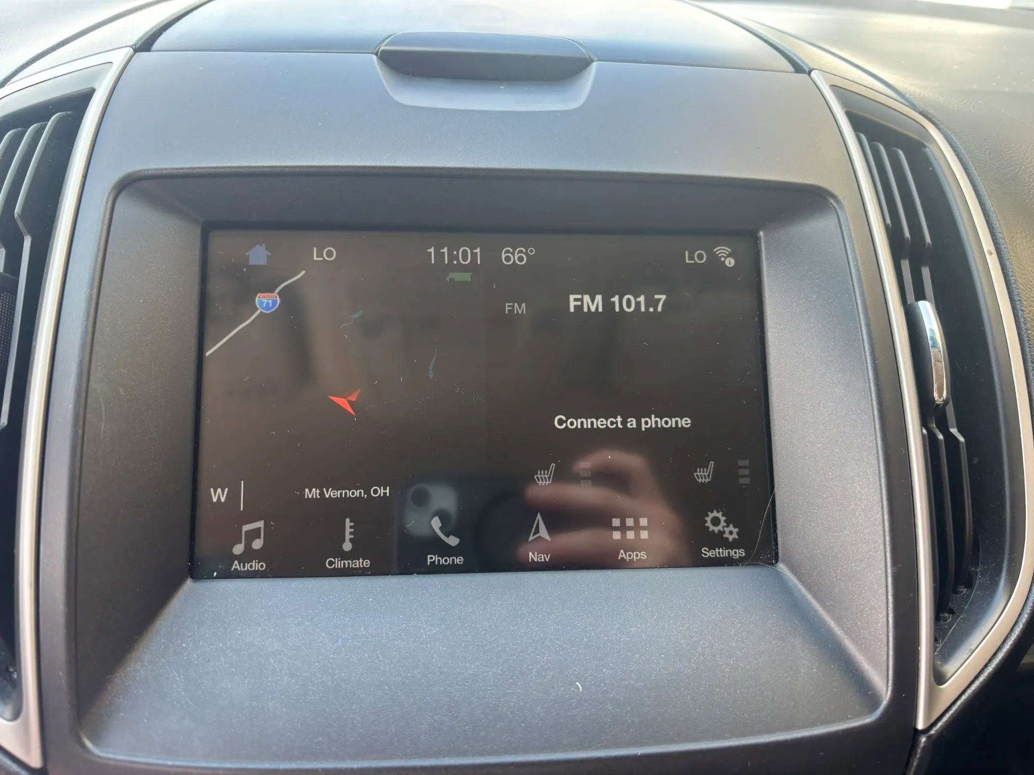 Used 2018 Ford Edge SEL w/ Equipment Group 201A AWD/4WD image 23