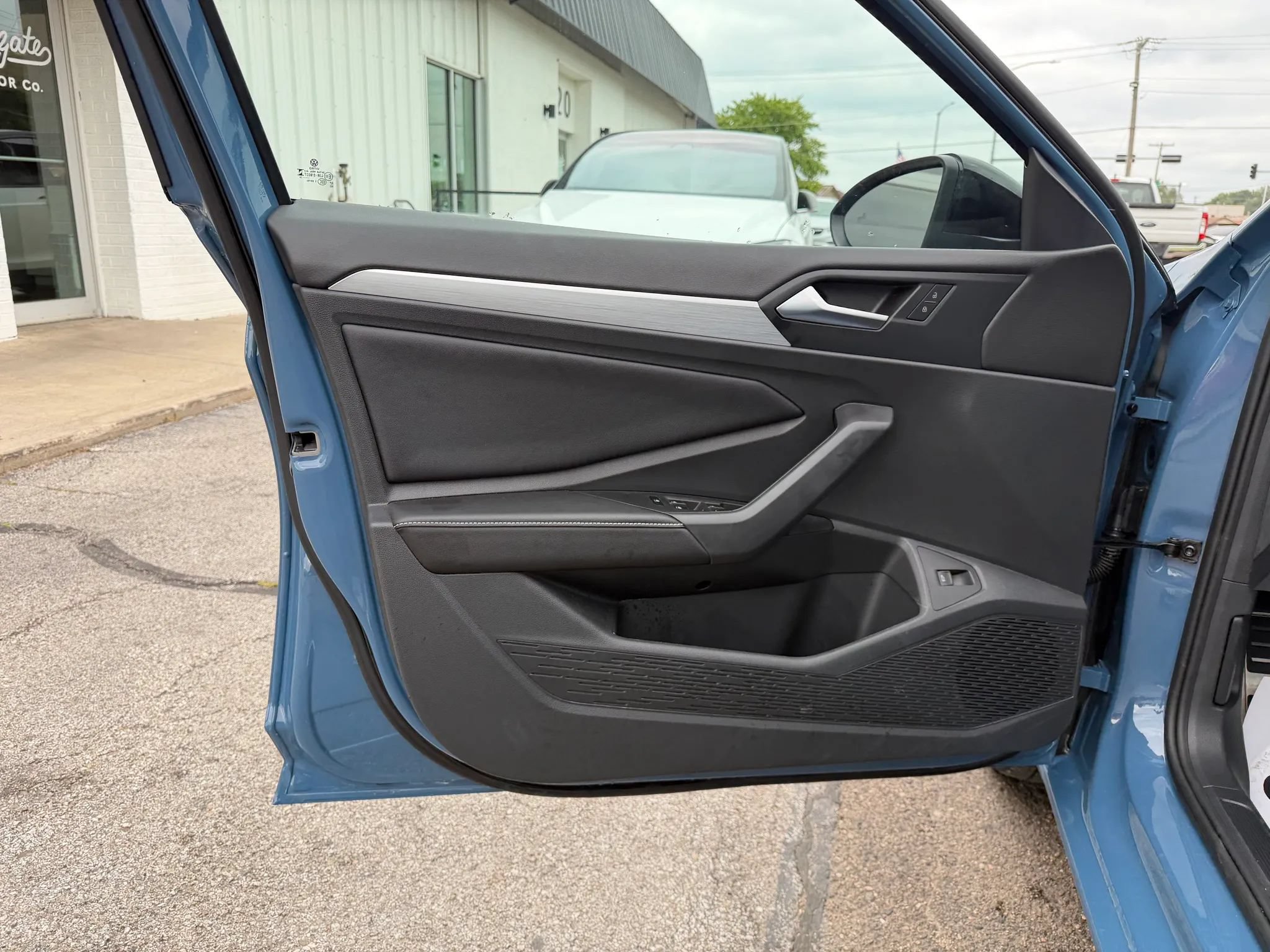 Used 2026 Volkswagen Jetta Sport FWD image 22