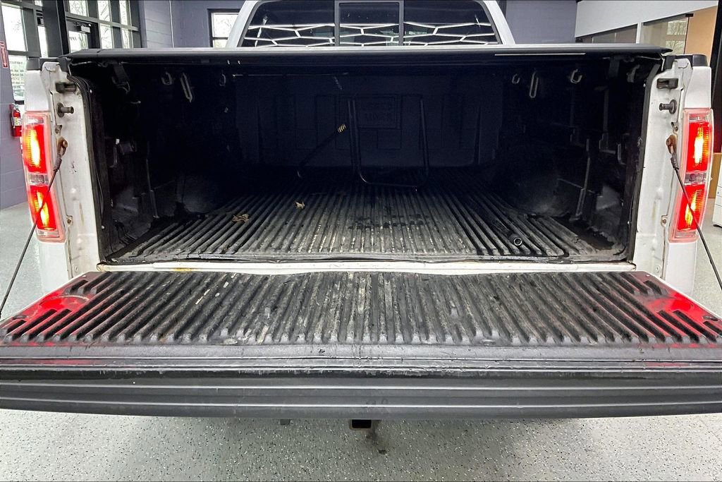 Used 2013 Ford F150 XLT w/ Mid Equipment Group image 23