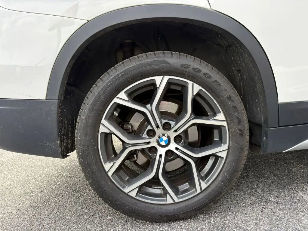 Used 2022 BMW X1 xDrive28i w/ Convenience Package image 24