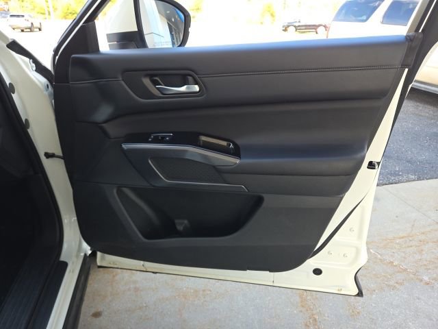 Used 2023 Nissan Pathfinder SL image 53