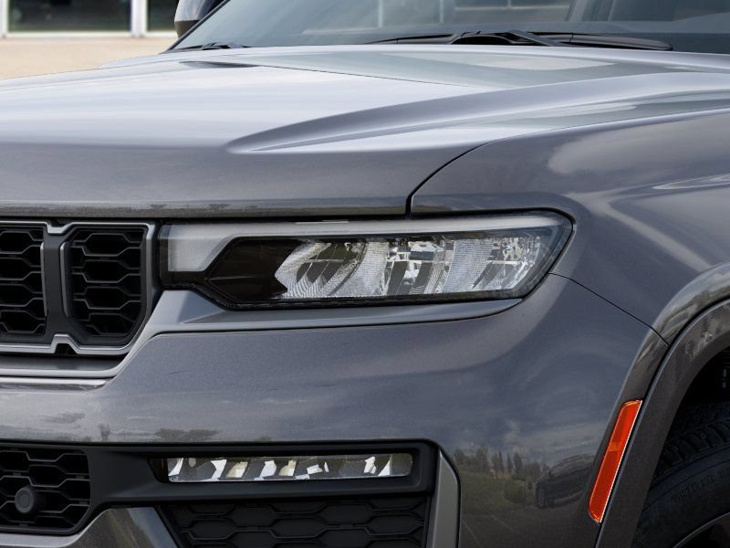 New 2026 Jeep Grand Cherokee Limited AWD/4WD image 10