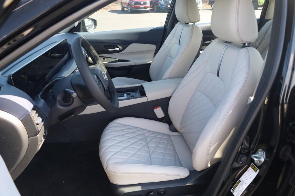 New 2026 Nissan Sentra SL w/ Floor Mat Package FWD image 19